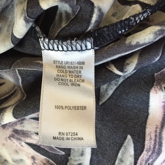 *SOLD*   Palm Leaf Trend🌿 Black Mini Pocket Dress - Picture 7 of 8